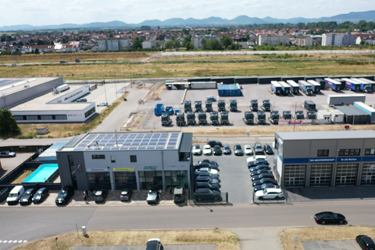 Drohnenaufnahme vom Autohaus Jung